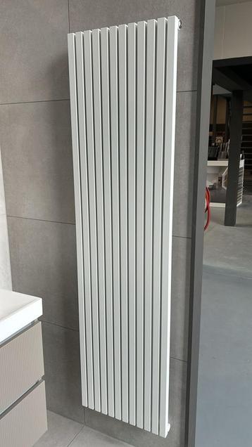 Showroom radiatoren beschikbaar voor biedingen