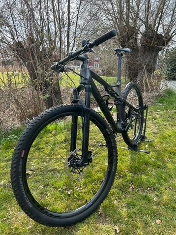 Zeer mooie Specialized S-Works Epic Carbon maat L 2018 beschikbaar voor biedingen