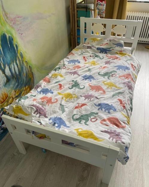 Ikea Kritter peuterbed + Underlig matras + beddengoed, Kinderen en Baby's, Kinderkamer | Bedden, Gebruikt, 140 tot 160 cm, 70 tot 85 cm