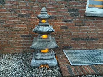 Pagode 95cm hoog beschikbaar voor biedingen