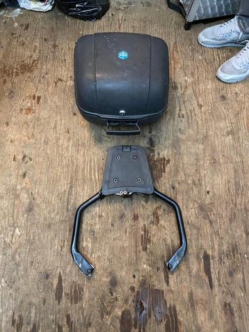 Piaggio/Gilera typhoon/topkoffer beschikbaar voor biedingen