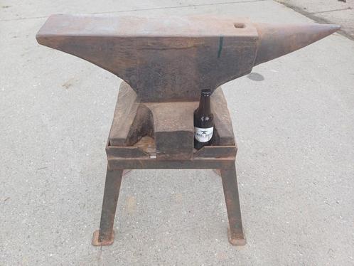 Aambeeld 170kg, Antiek en Kunst, Antiek | Gereedschap en Instrumenten, Ophalen
