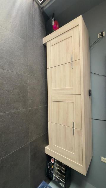 Dressoir te koop beschikbaar voor biedingen