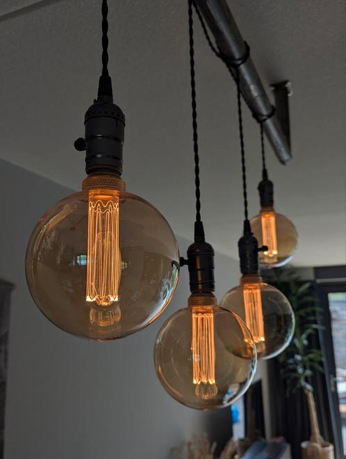 Industriële hanglamp incl stalen frame. (Dimbare LED lampen), Huis en Inrichting, Lampen | Hanglampen, Zo goed als nieuw, 75 cm of meer
