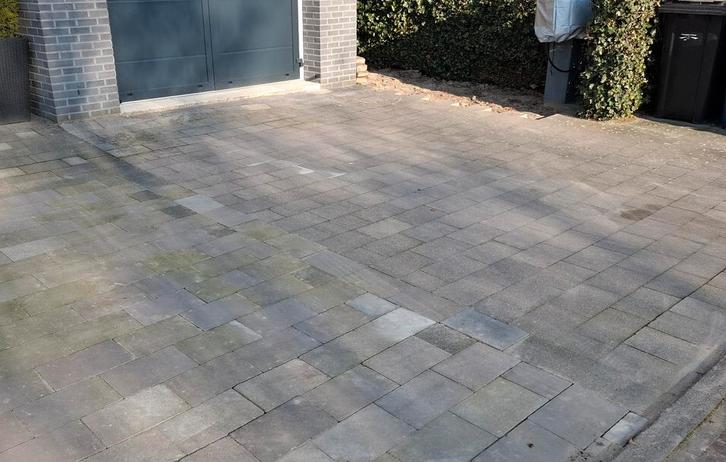 Stenen 20x30x6 - grijs - ruim 25 m2, Tuin en Terras, Tegels en Klinkers, Gebruikt, Overige typen, Beton, 10 m² of meer, Ophalen