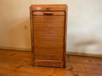 Rolluikkast Archiefkast Kantoorkastje Muziekkastje jaren 50 beschikbaar voor biedingen
