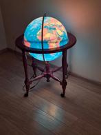 Grote staande wereldbol globe op poten, Huis en Inrichting, Woonaccessoires | Wereldbollen, Zo goed als nieuw, Ophalen