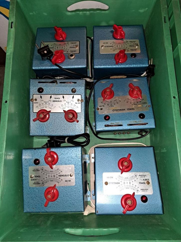 Temsi trafo voor marklin systeem voor 2 treinen tegelijk, Hobby en Vrije tijd, Modeltreinen | H0, Gebruikt, Transformator of Voeding