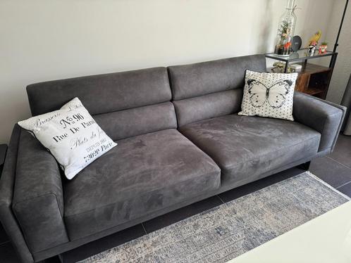 Te koop: 3-zits bank Vichy – Antraciet (zo goed als nieuw), Huis en Inrichting, Banken | Bankstellen, Zo goed als nieuw, 200 tot 250 cm