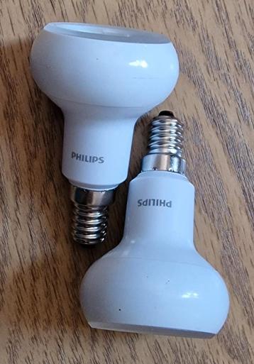 2 x dimbare Philips LED spot E14 beschikbaar voor biedingen