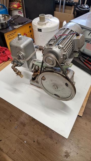 Speck Pumpmeister Hydrofoor 24V - Werkend Gedemonteerd beschikbaar voor biedingen