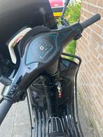 Vespa sprint 2021 80cc, Fietsen en Brommers, Scooters | Vespa, Ophalen, Maximaal 45 km/u, Nieuw, Vespa S