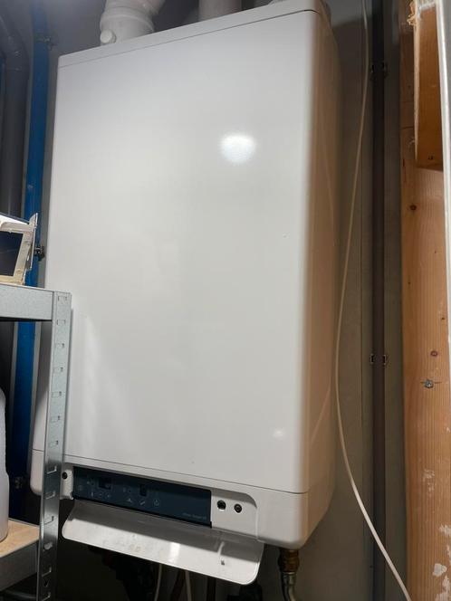 Intergas 36/30 HRE, Doe-het-zelf en Verbouw, Geisers en Boilers, Zo goed als nieuw, Geiser, Aardgas, Minder dan 20 liter, 3 t/m 5 jaar oud