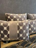 Beige grijze goud kussen, Huis en Inrichting, Ophalen of Verzenden, Nieuw, Beige, Vierkant