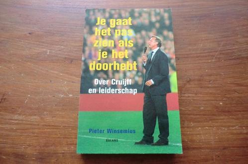 boek - Over Cruijff en leiderschap / door Cruijff gesigneerd, Boeken, Economie, Management en Marketing, Gelezen, Management, Ophalen of Verzenden