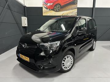 Opel Combo Rolstoelauto 3+1 - Rolstoelvervoer - Zeer Luxe Ui beschikbaar voor biedingen