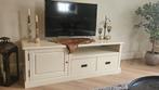 TV meubel wit met zwart sluitwerk, Ophalen
