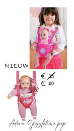 Adora Pop in Draagzak - Nieuw!, Kinderen en Baby's, Speelgoed | Poppen, Ophalen of Verzenden, Nieuw, Babypop