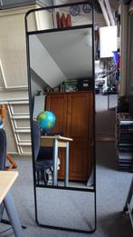 Passpiegel Staand Van Kunststof., Huis en Inrichting, Woonaccessoires | Spiegels, Ophalen, Zo goed als nieuw, Overige vormen, 150 tot 200 cm