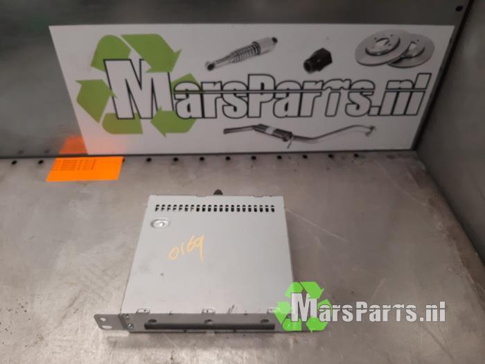 CD Speler van een Peugeot 308, Auto-onderdelen, Elektronica en Kabels, Peugeot, Gebruikt, 6 maanden garantie, 12 maanden garantie