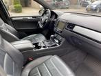 Volkswagen TOUAREG 3.0 TDI R-LINE / LEDER / AIRCO-ECC / PANO, Auto's, Volkswagen, Automaat, 15 km/l, Euro 6, Elektrische achterklep