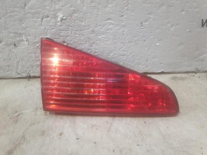 Achterlicht Links Achterklep Peugeot 607 (9D/U) 2003, Auto-onderdelen, Verlichting, Peugeot, Gebruikt