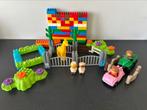 Grote duplo / mega blocks met poppetjes en auto’s, Ophalen of Verzenden, Zo goed als nieuw, Losse stenen, Duplo
