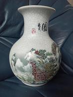Vaas met chinese karakters & besneeuwd landschap, Antiek en Kunst, Antiek | Vazen, Ophalen of Verzenden
