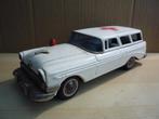 Oude blikken Chevrolet Wagon Ambulance Bandai made in Japan, Antiek en Kunst, Antiek | Speelgoed, Ophalen of Verzenden