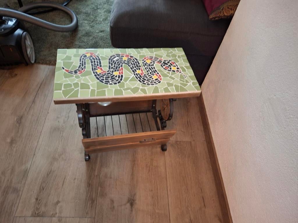 ( Vintage) lectuurbak / tafeltje, Huis en Inrichting, Tafels | Bijzettafels, Ophalen of Verzenden, Rechthoekig, Minder dan 55 cm