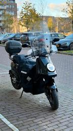 NIU MQi GT 2021 • almost new • 45 km/h • 2 batteries, Fietsen en Brommers, Scooters | Kymco, Ophalen, Overige modellen, Maximaal 45 km/u
