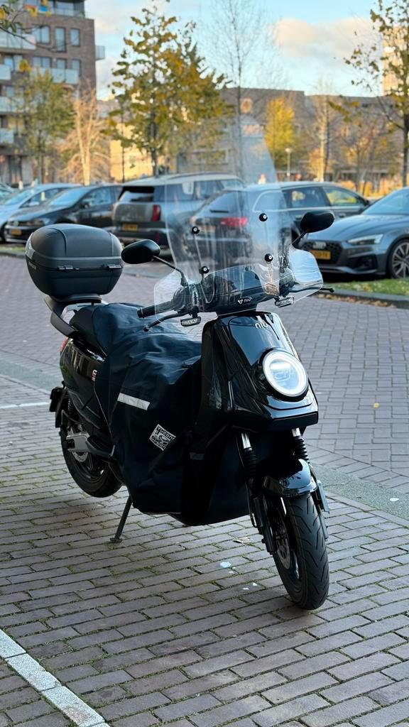 NIU MQi GT 2021 • almost new • 45 km/h • 2 batteries, Fietsen en Brommers, Scooters | Kymco, Zo goed als nieuw, Overige modellen