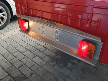Mooie kantelbare trekhaakkoffer, towbox, bagagerek beschikbaar voor biedingen