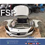 W117 X117 CLA 45 AMG FACELIFT VOORKOP WIT Mercedes 2016-2020, Gebruikt, Voor, Mercedes-Benz, Ophalen of Verzenden