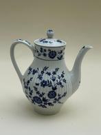 Theepot wit/blauw, geen beschadigingen, Ophalen of Verzenden