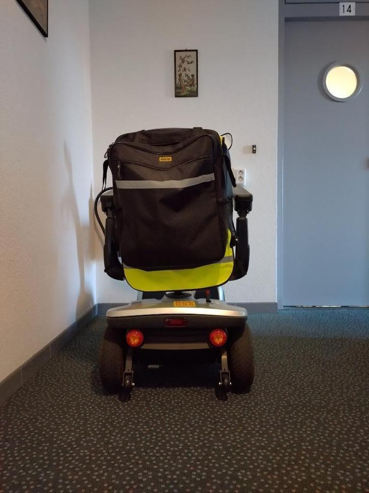 Scootmobiel, Diversen, Brommobielen en Scootmobielen, Zo goed als nieuw, Invacare, 36 t/m 45 km, 10 km/u of minder, Ophalen