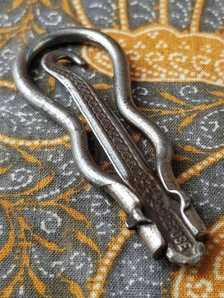 Mooie antieke reis veterhaak van Mandoline uit Frankrijk., Antiek en Kunst, Antiek | Woonaccessoires, Ophalen of Verzenden
