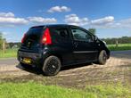 Peugeot 107 1.0 12V 3DR 2010 Zwart, Voorwielaandrijving, Euro 5, Stof, 4 stoelen