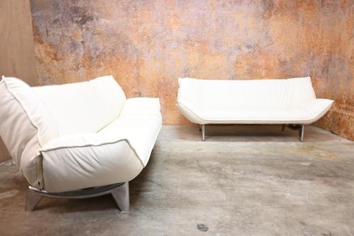 Twee opnieuw beklede witte leren Leolux Tango design banken, Huis en Inrichting, Banken | Bankstellen, Zo goed als nieuw, Rechte bank