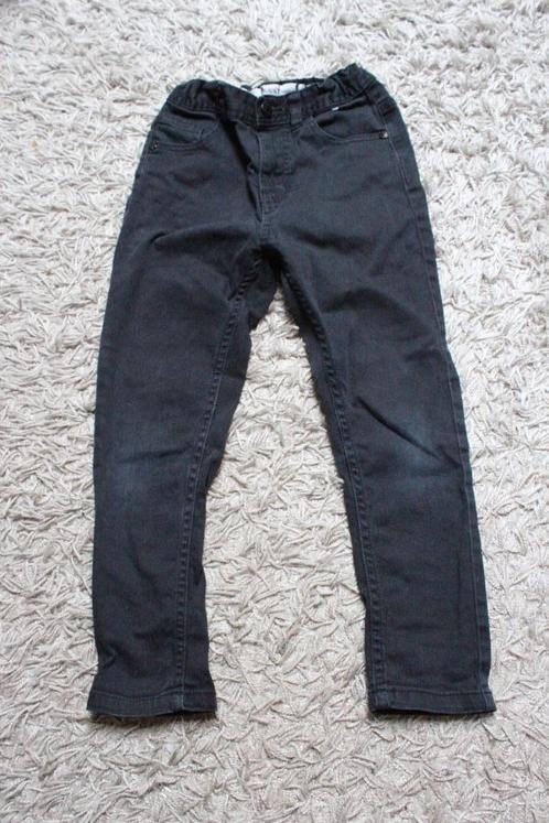 Kinderkleding mt 122 broek, Kinderen en Baby's, Kinderkleding | Maat 122, Gebruikt, Jongen, Broek, Ophalen of Verzenden
