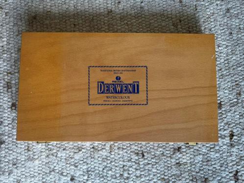 Derwent - houten opbergdoos kist voor potloden, graphite, Hobby en Vrije tijd, Tekenen, Gebruikt, Overige typen, Ophalen of Verzenden