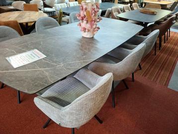 Tafel 240 x 110 cm. HPL, met Marmer look, Antraciet, l.ovaal beschikbaar voor biedingen
