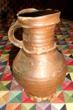 Kruikje uit de 14e eeuw, Ophalen of Verzenden