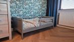Petit Amelie - grijs peuterbed te koop. Incl bed garderobe, Huis en Inrichting, Ophalen, Zo goed als nieuw, Eenpersoons