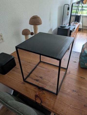 Zwarte bijzet tafel 20 cm hoog