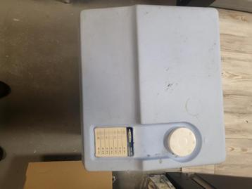 Mini wasmachine beschikbaar voor biedingen