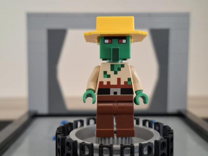Lego minecraft - minifiguur - min135 -   Zombie Villager, Kinderen en Baby's, Speelgoed | Duplo en Lego, Zo goed als nieuw, Lego