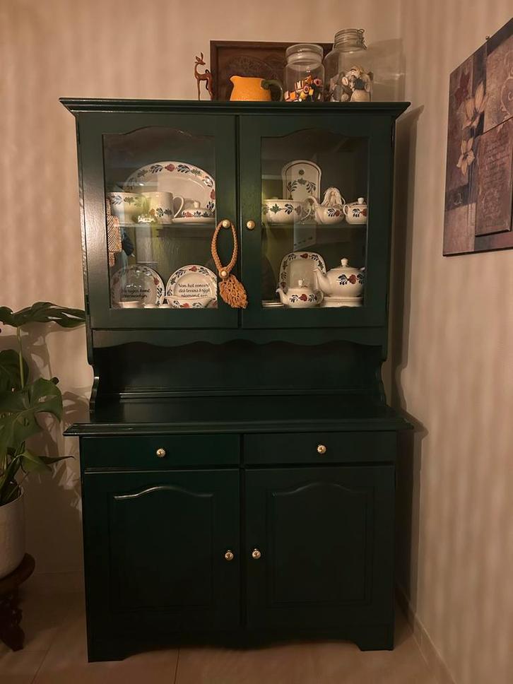 Donkergroene buffetkast - gratis af te halen!, Huis en Inrichting, Kasten | Buffetkasten, Gebruikt, 150 tot 200 cm, 100 tot 150 cm