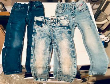 Stoere Spijkerbroeken | Maat 92/98 | ZGAN | Zie omschrijving beschikbaar voor biedingen