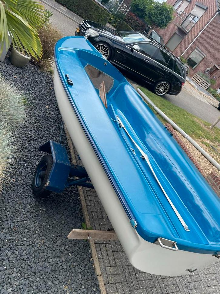 Boot en trailer basis motor trailer, Watersport en Boten, Accessoires en Onderhoud, Zo goed als nieuw, Overige typen, Ophalen